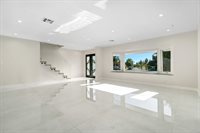 13433 Ebell St, Panorama City, CA 91402