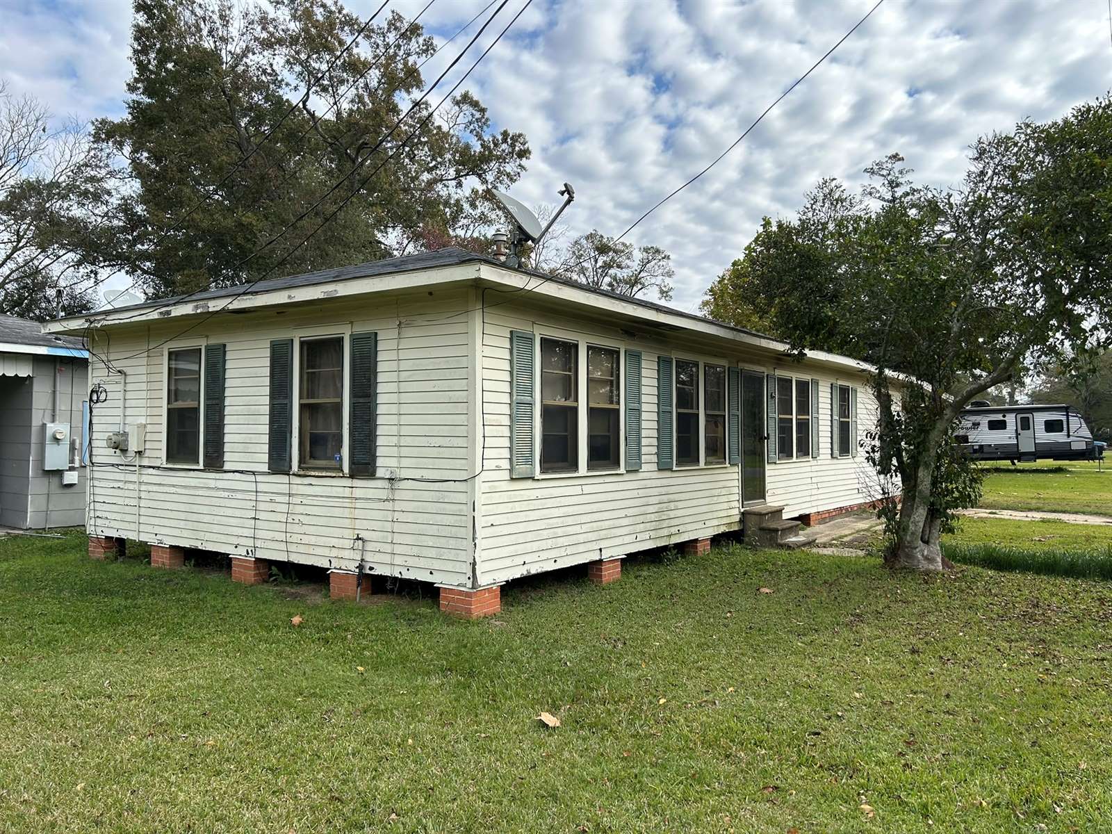 627 W Jefferson, Ville Platte, LA 70586