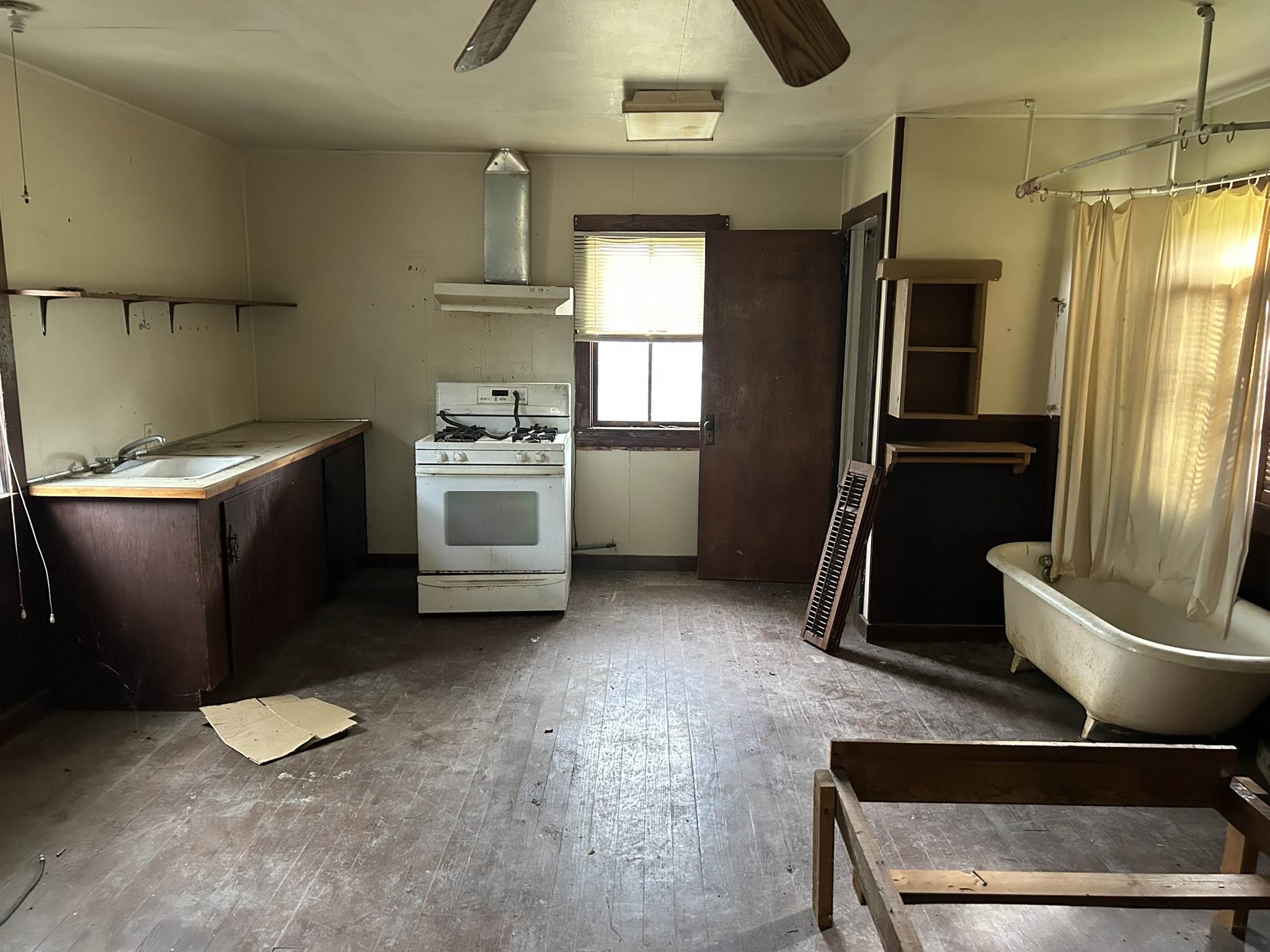 627 W Jefferson, Ville Platte, LA 70586