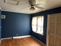 627 W Jefferson, Ville Platte, LA 70586