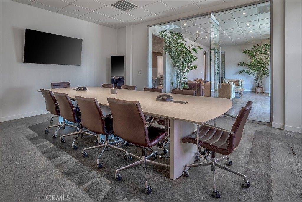 2921 West Burbank, Burbank, CA 91505