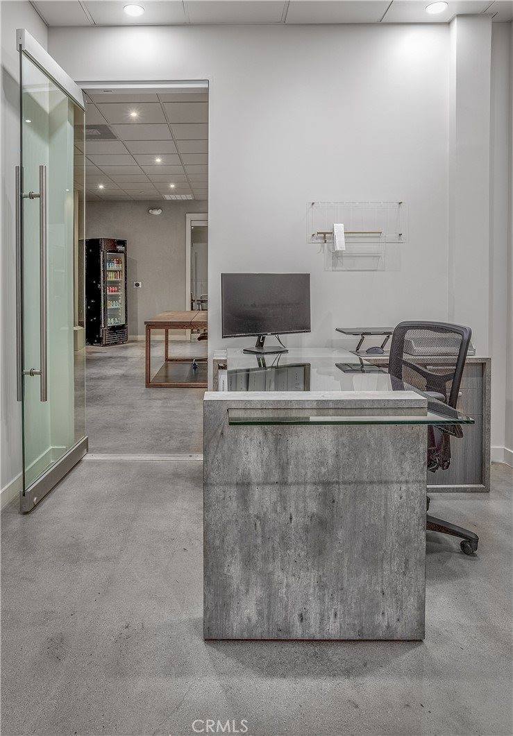 2921 West Burbank, Burbank, CA 91505