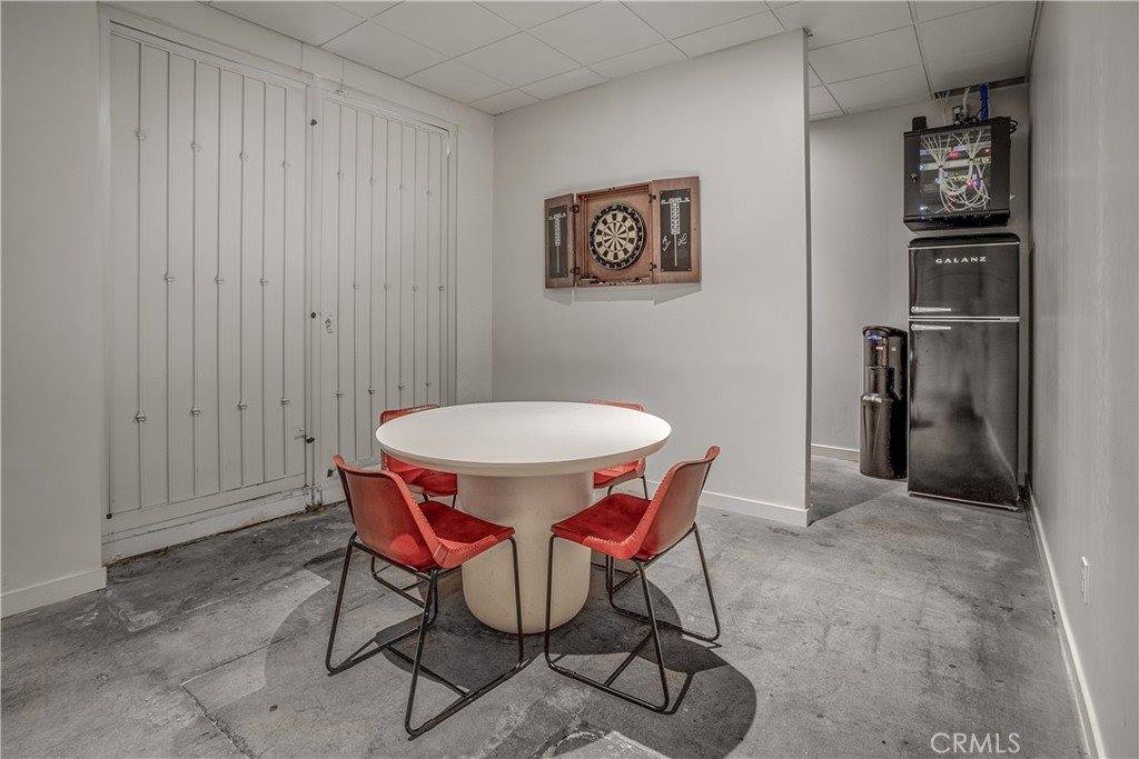 2921 West Burbank, Burbank, CA 91505