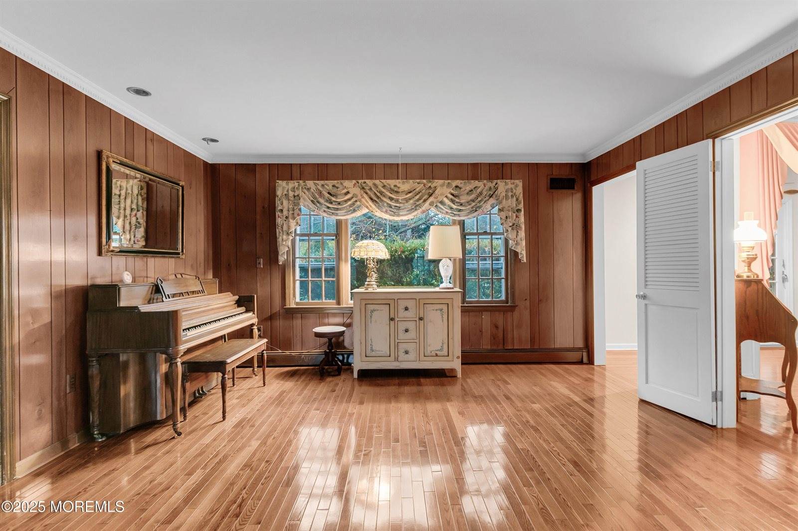 137 Bingham Avenue, Rumson, NJ 07760