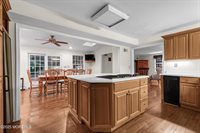 137 Bingham Avenue, Rumson, NJ 07760