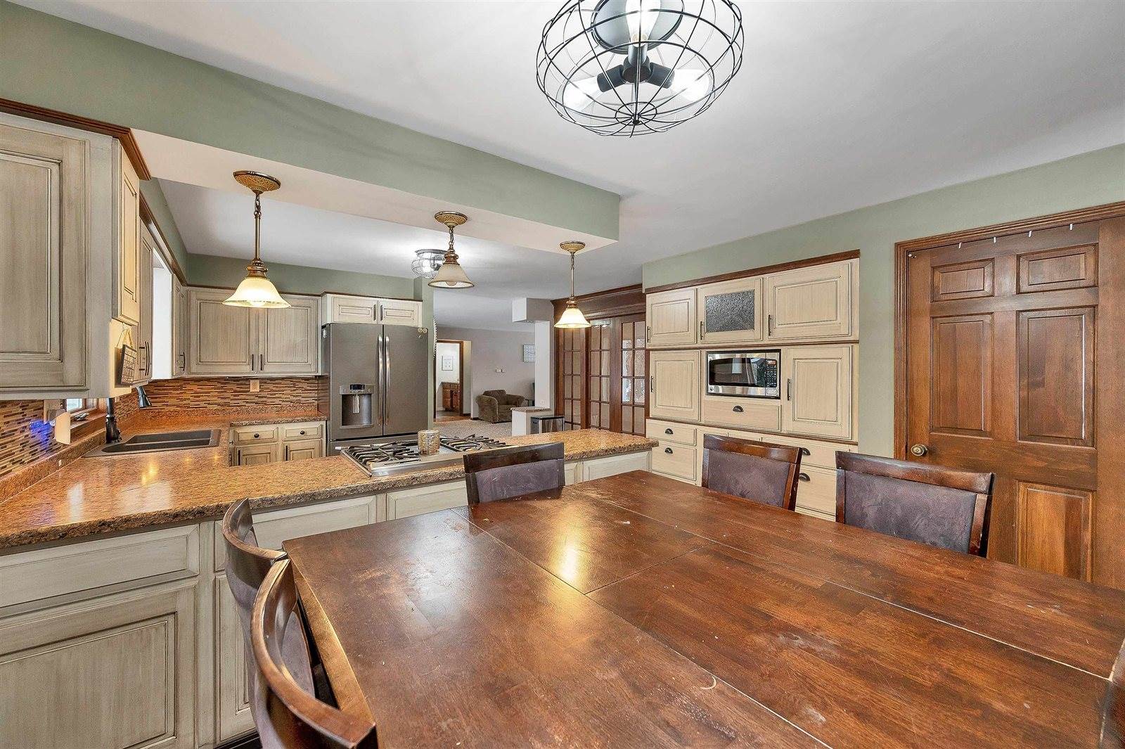 2780 South Ridge Road, Green Bay, WI 54304