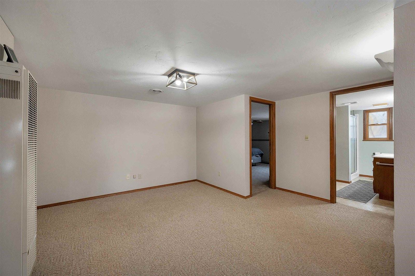 2780 South Ridge Road, Green Bay, WI 54304