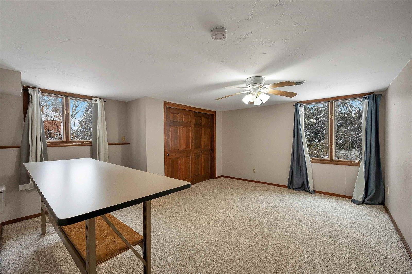 2780 South Ridge Road, Green Bay, WI 54304