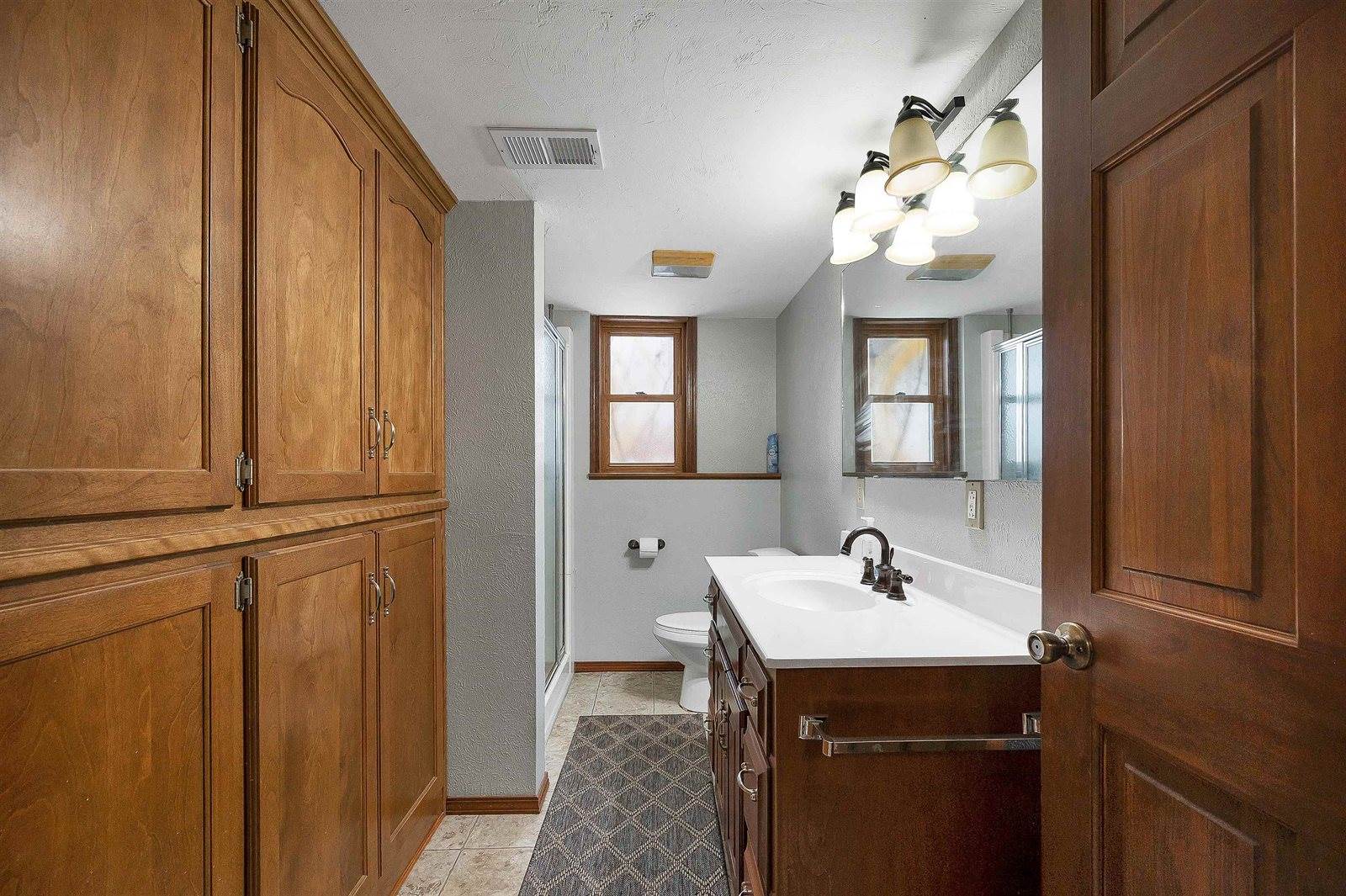 2780 South Ridge Road, Green Bay, WI 54304