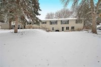 2780 South Ridge Road, Green Bay, WI 54304