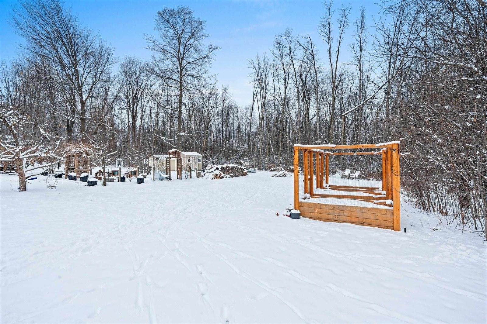 2280 Southern Cross Road, Green Bay, WI 54303