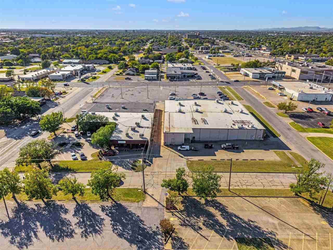 102 SW 11th St, Lawton, OK 73501