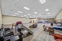 102 SW 11th St, Lawton, OK 73501