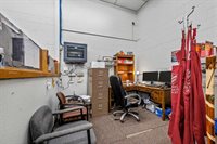 102 SW 11th St, Lawton, OK 73501