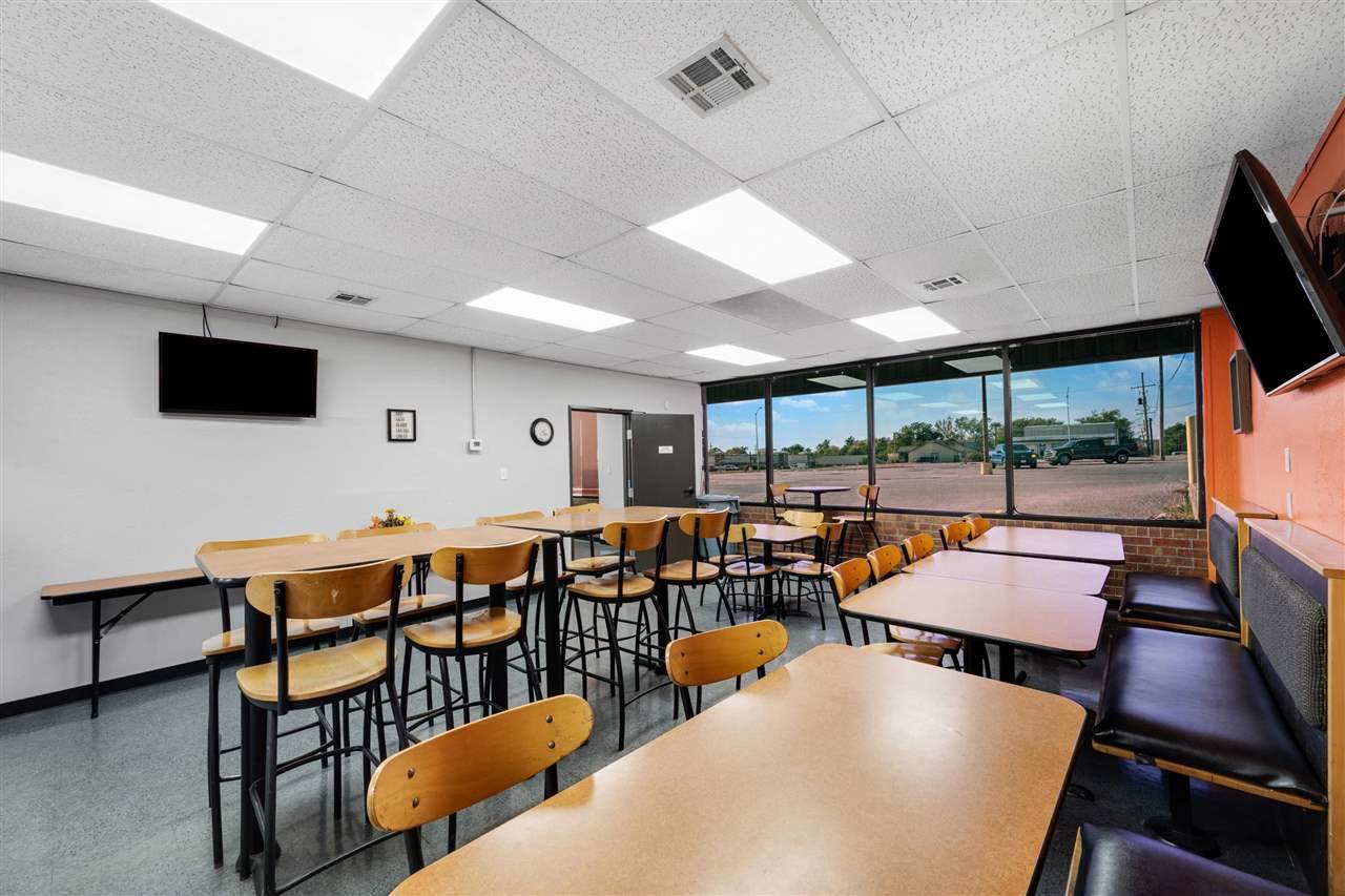 104 SW 11th, Lawton, OK 73501