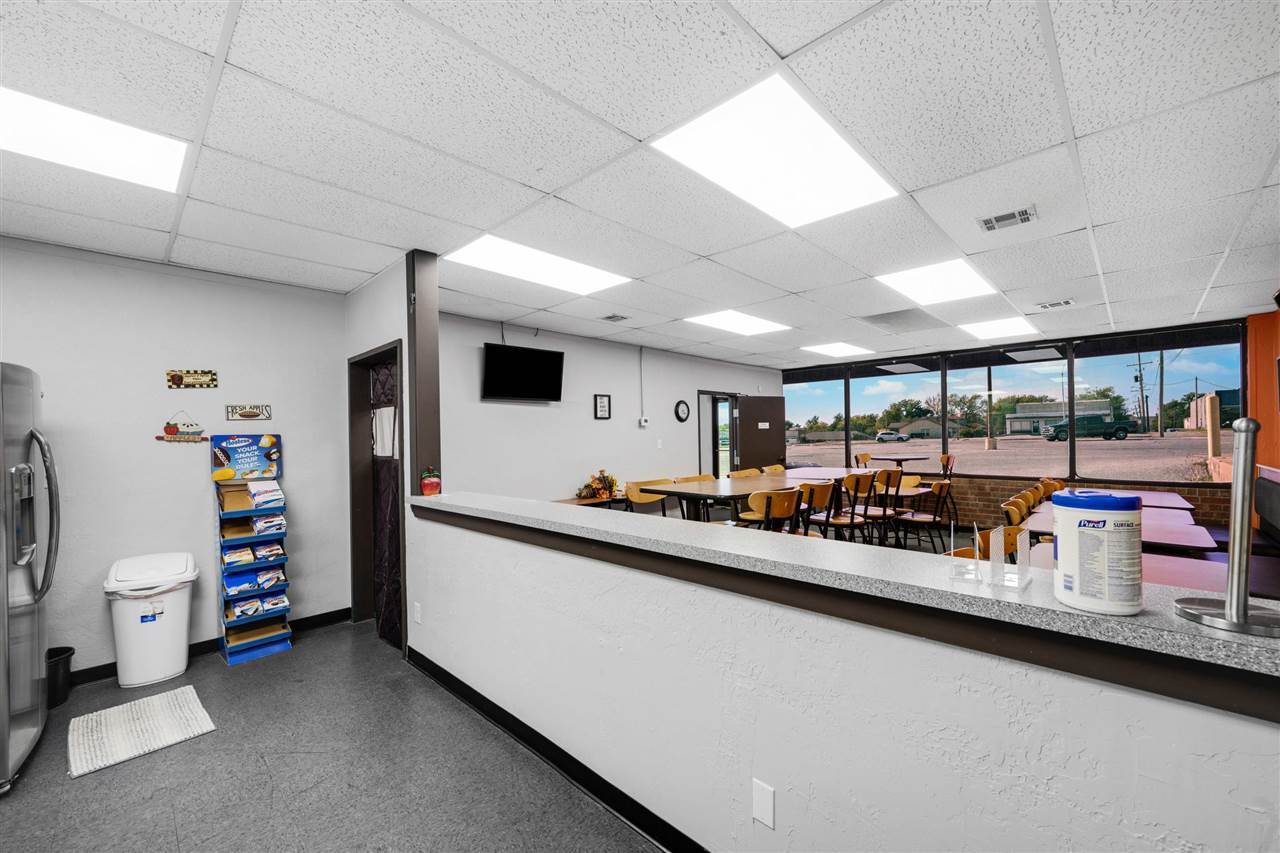 104 SW 11th, Lawton, OK 73501