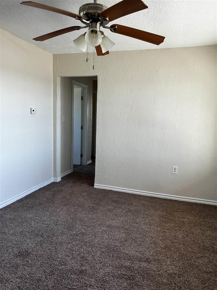 403 Nebraska, Geronimo, OK 73543