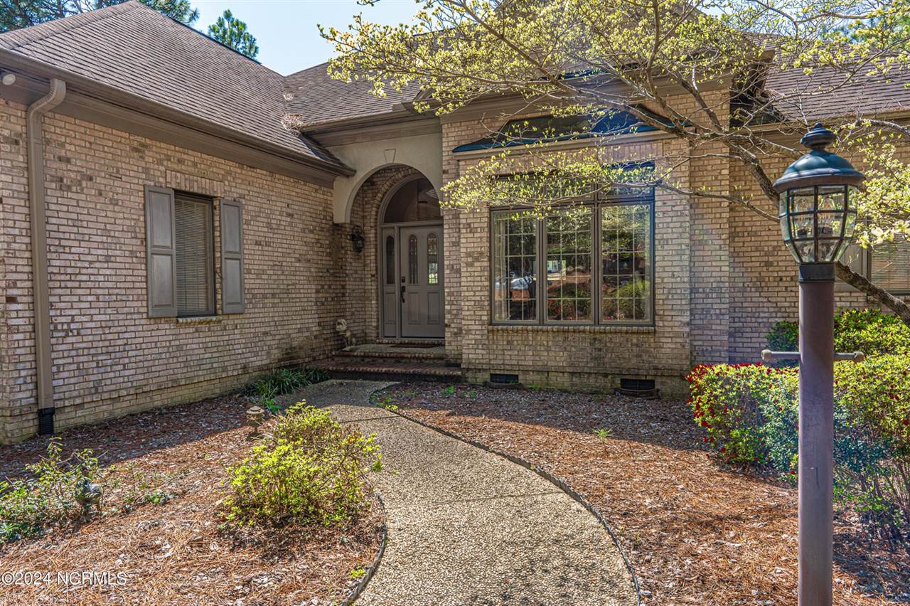 215 Plantation Drive, Moore County, NC 28387