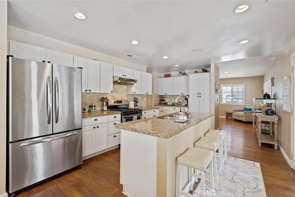 14022 Arlee, Sylmar, CA 91342