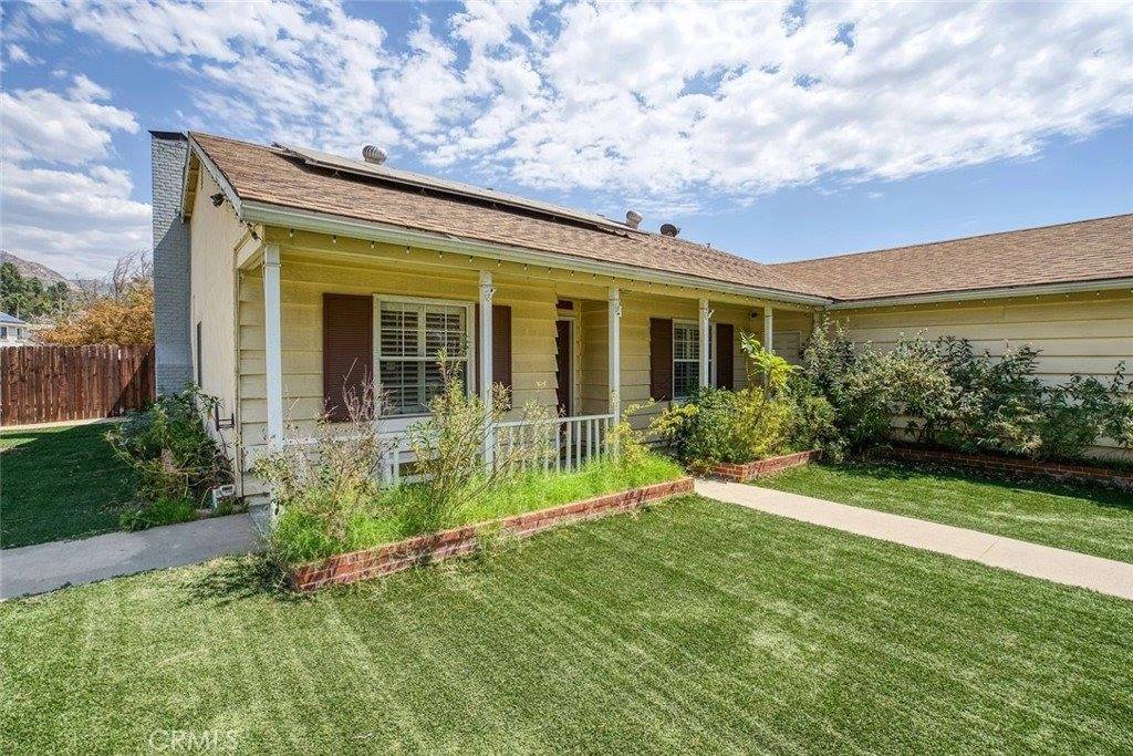 14022 Arlee, Sylmar, CA 91342