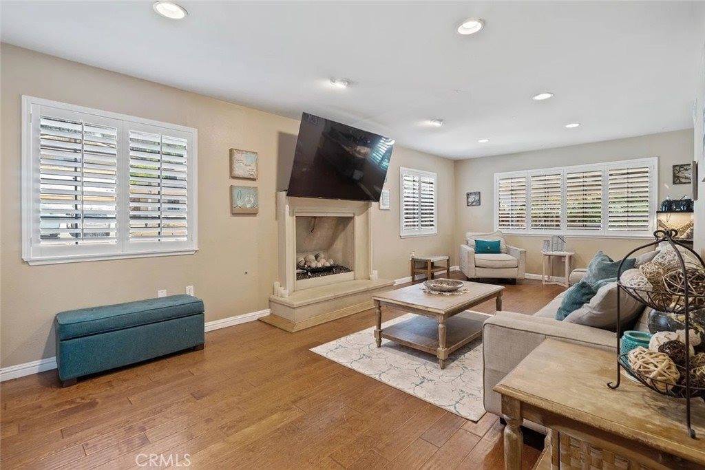 14022 Arlee, Sylmar, CA 91342