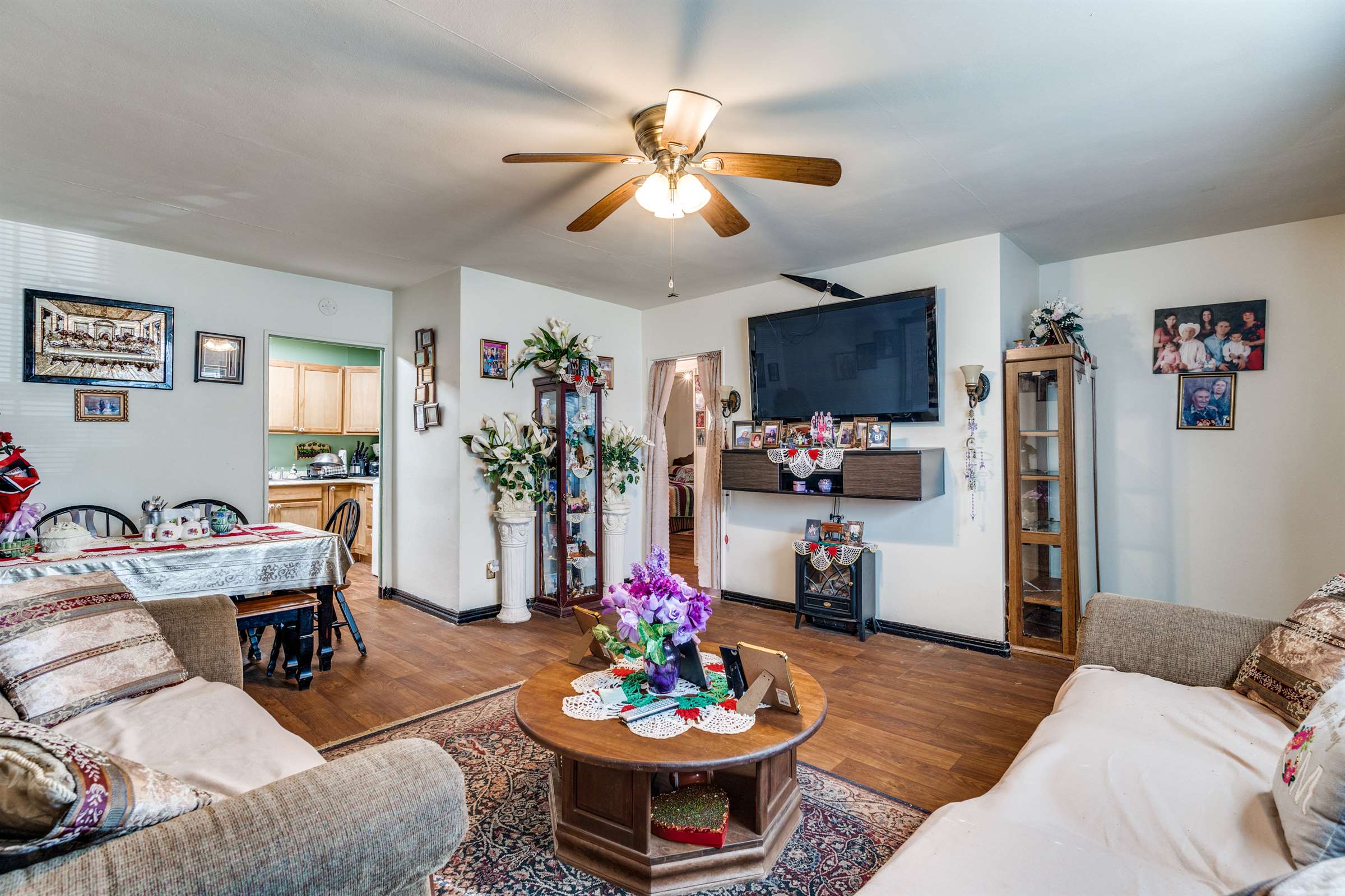 2833 Falls Drive, Dallas, TX 75211