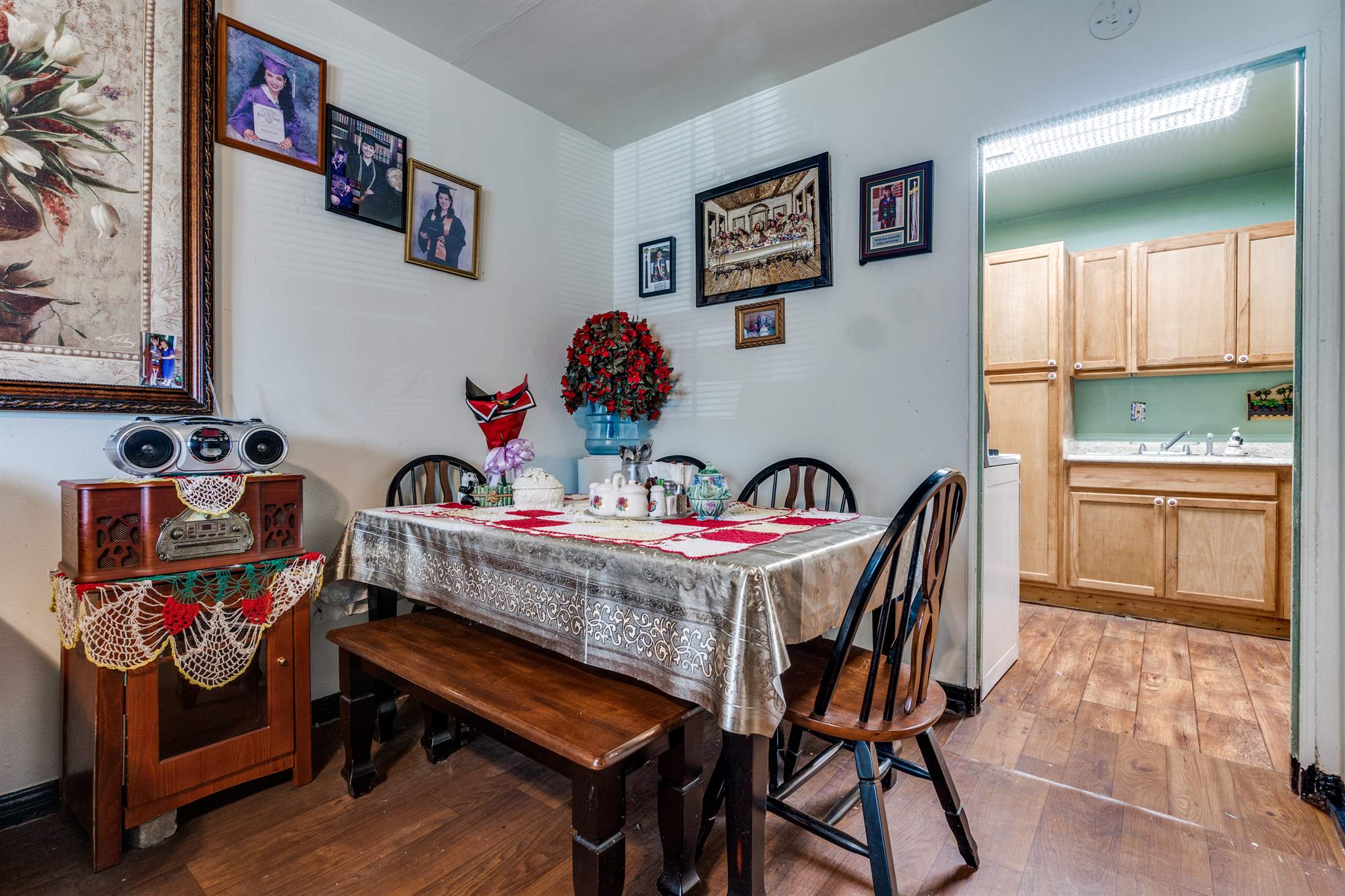 2833 Falls Drive, Dallas, TX 75211