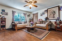 2833 Falls Drive, Dallas, TX 75211