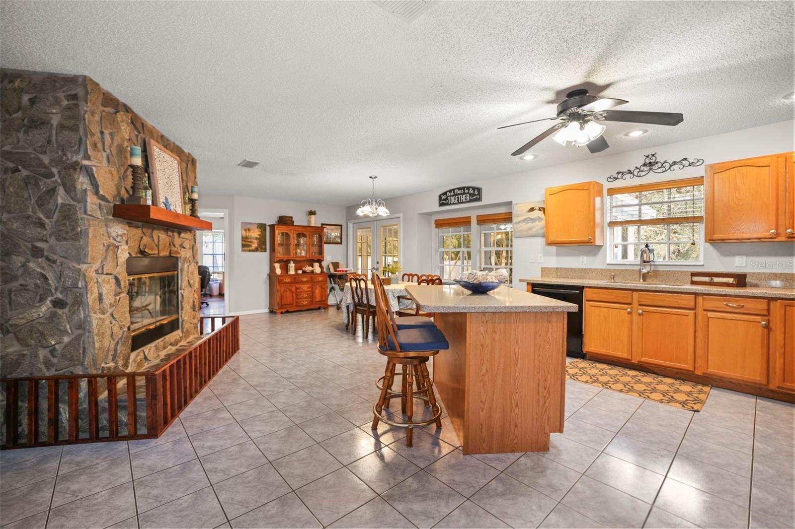 8412 Christopher Lane, Weeki Wachee, FL 34613