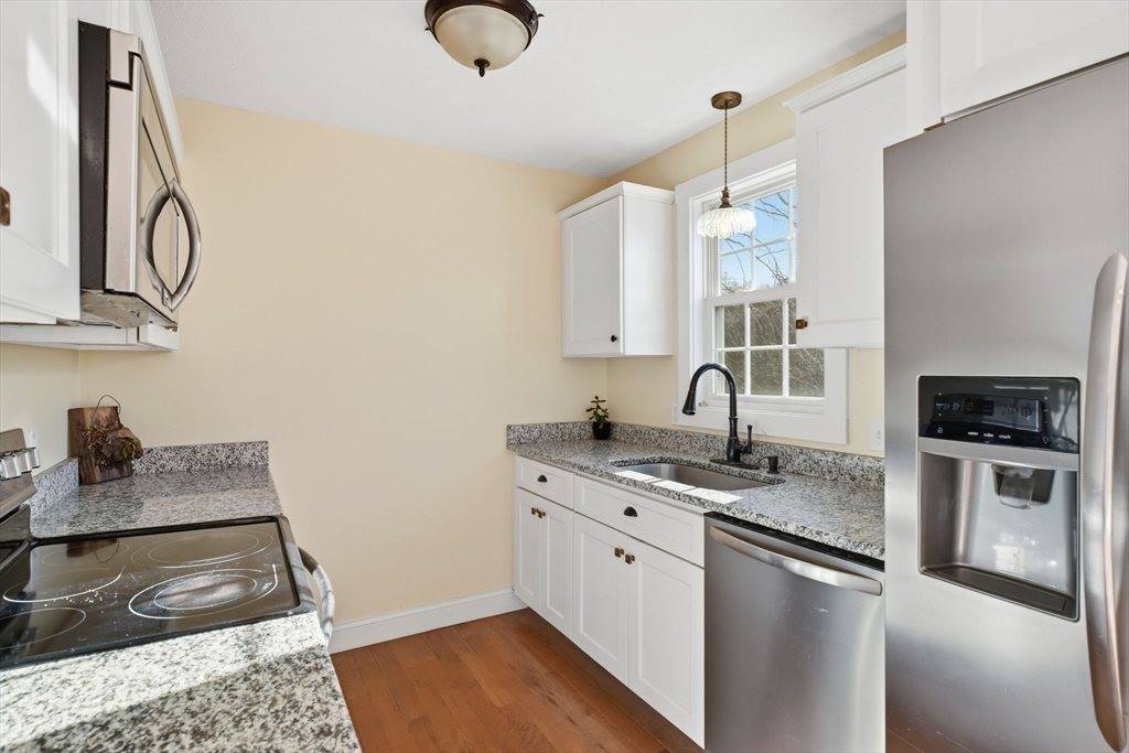 255 West St, Belchertown, MA 01007