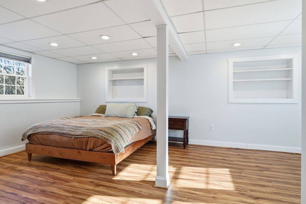 255 West St, Belchertown, MA 01007