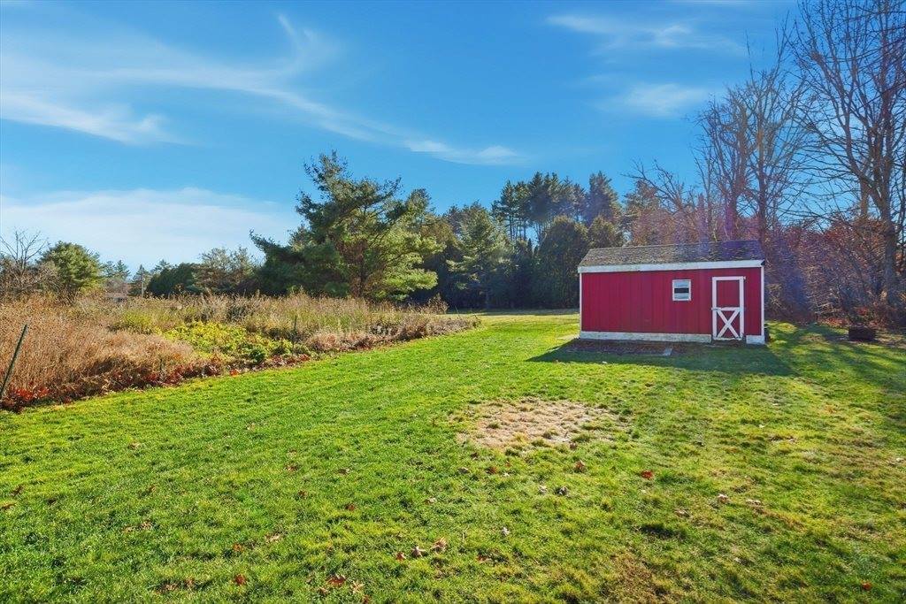 255 West St, Belchertown, MA 01007