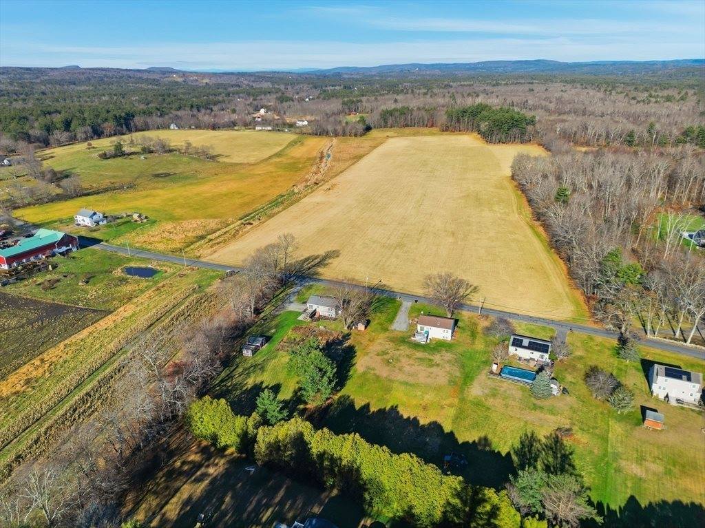 255 West St, Belchertown, MA 01007