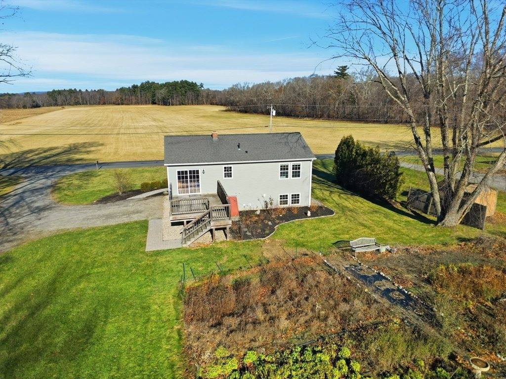 255 West St, Belchertown, MA 01007