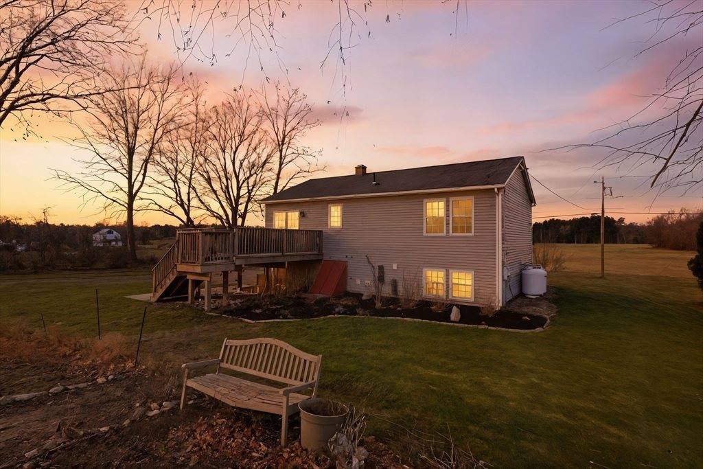 255 West St, Belchertown, MA 01007