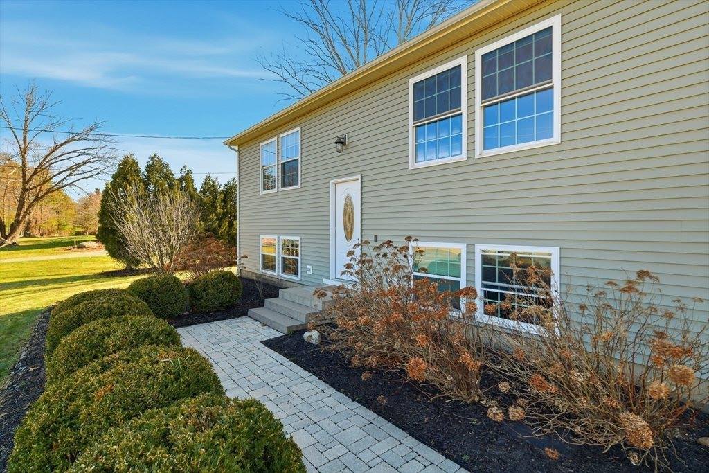 255 West St, Belchertown, MA 01007