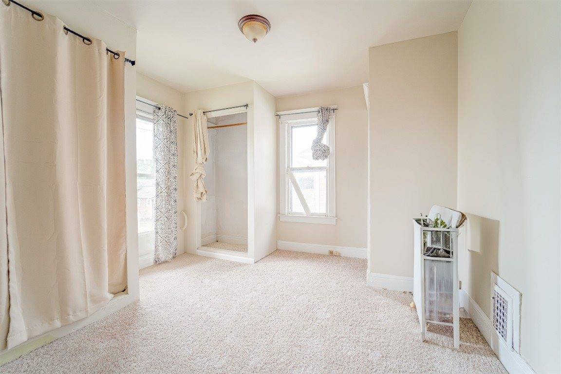 2 Bigelow Street, Binghamton, NY 13904