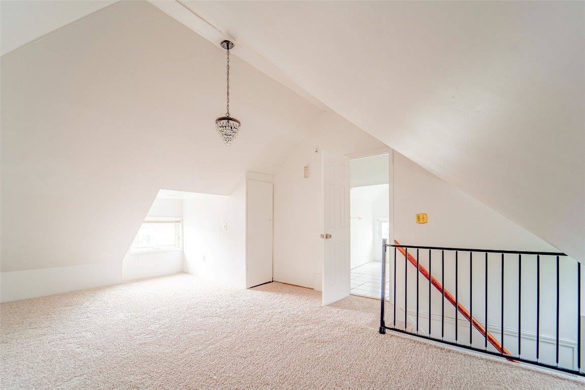 2 Bigelow Street, Binghamton, NY 13904