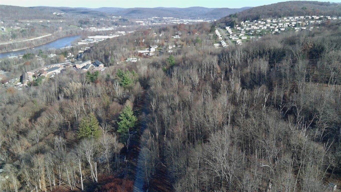 45 Harding Avenue, Binghamton, NY 13903