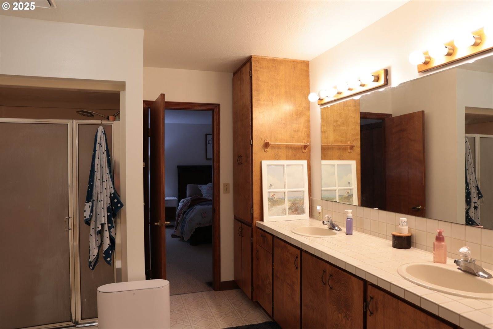 1110 NW Springwood Ln, McMinnville, OR 97128