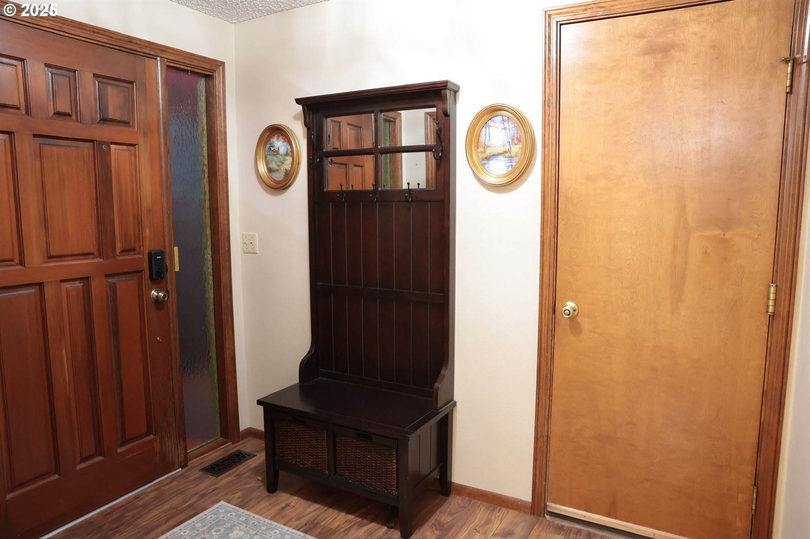 1110 NW Springwood Ln, McMinnville, OR 97128