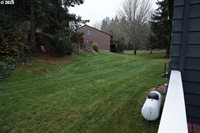 1110 NW Springwood Ln, McMinnville, OR 97128