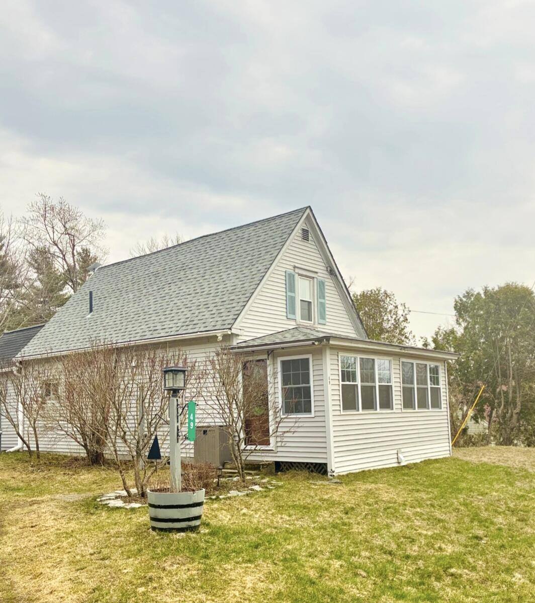 49 Liberty Road, Washington, ME 04574