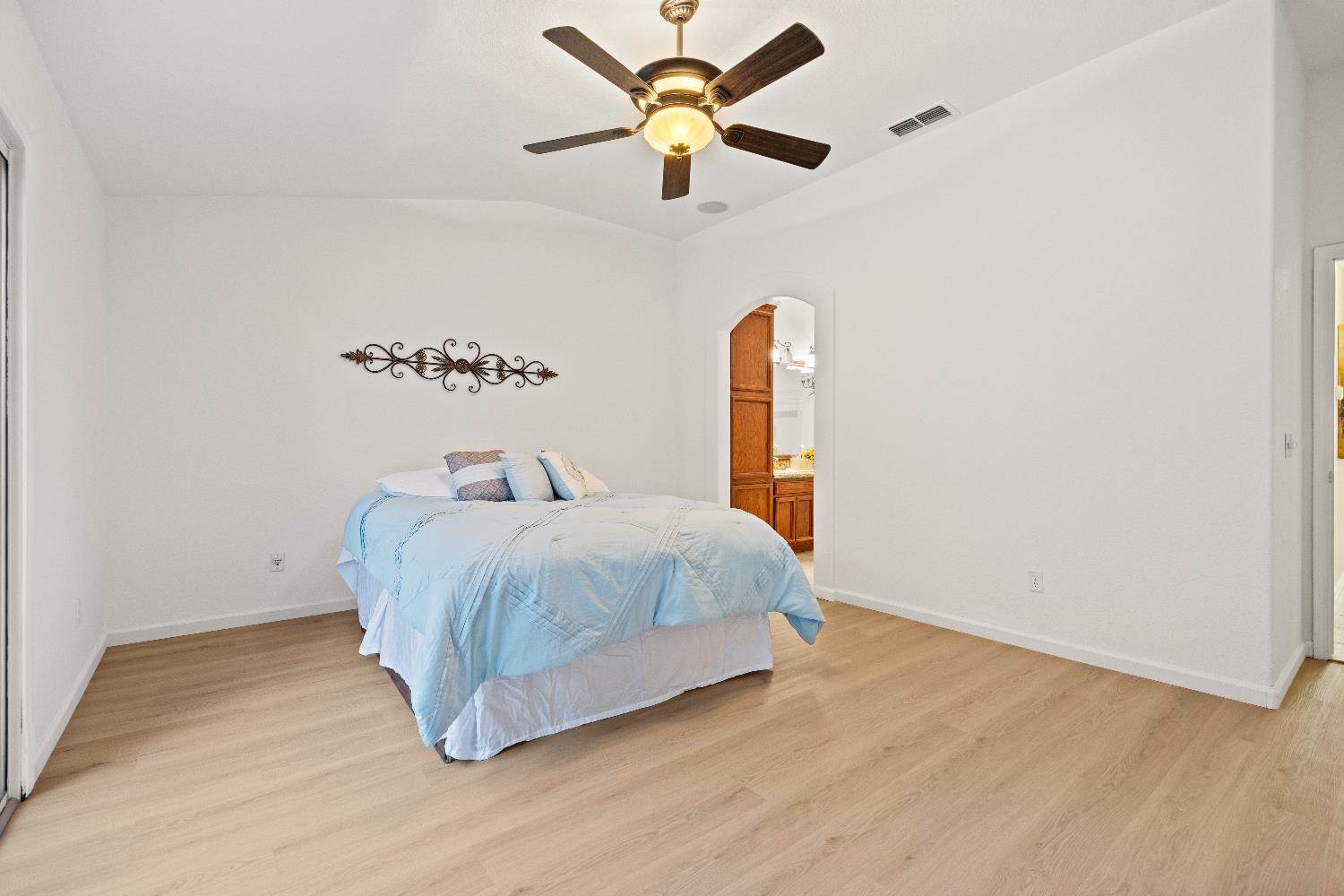 1209 Camino Capistrano, Roseville, CA 95747