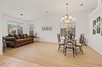 1209 Camino Capistrano, Roseville, CA 95747