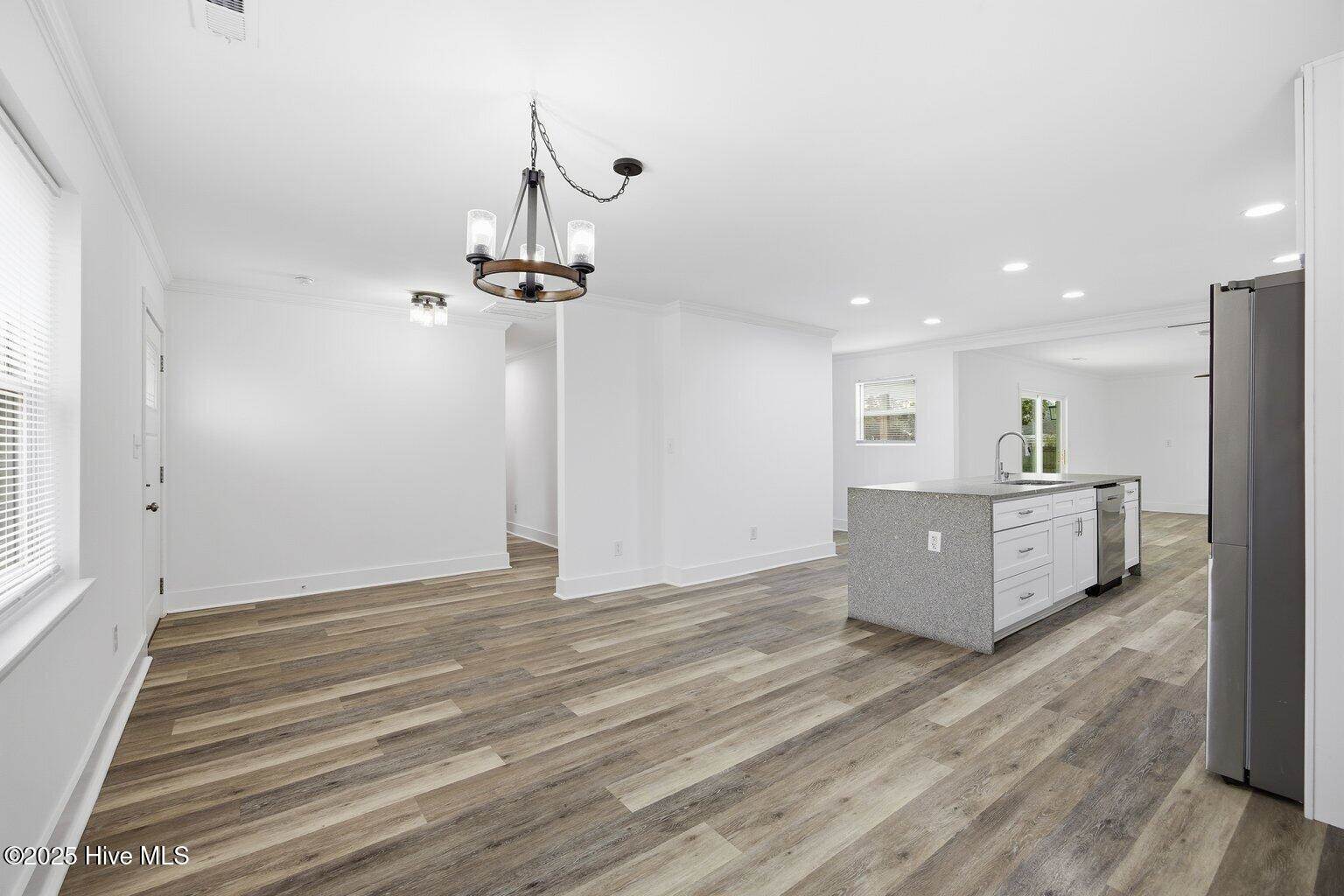 318 North Crestwood Drive, Wilmington, NC 28405