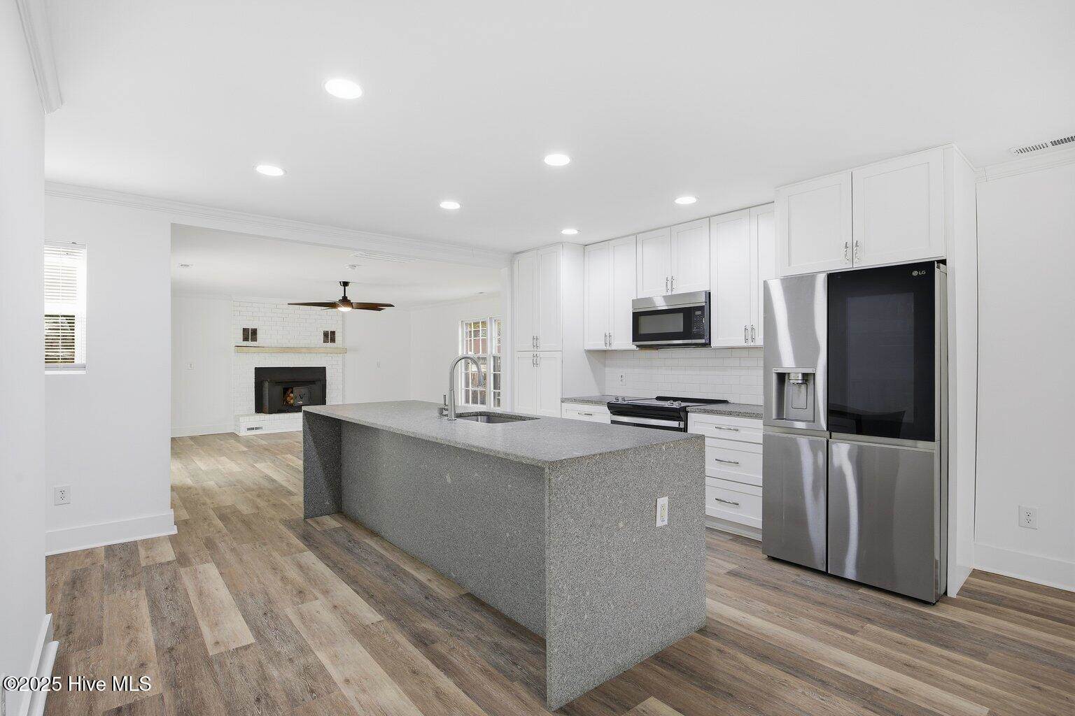 318 North Crestwood Drive, Wilmington, NC 28405