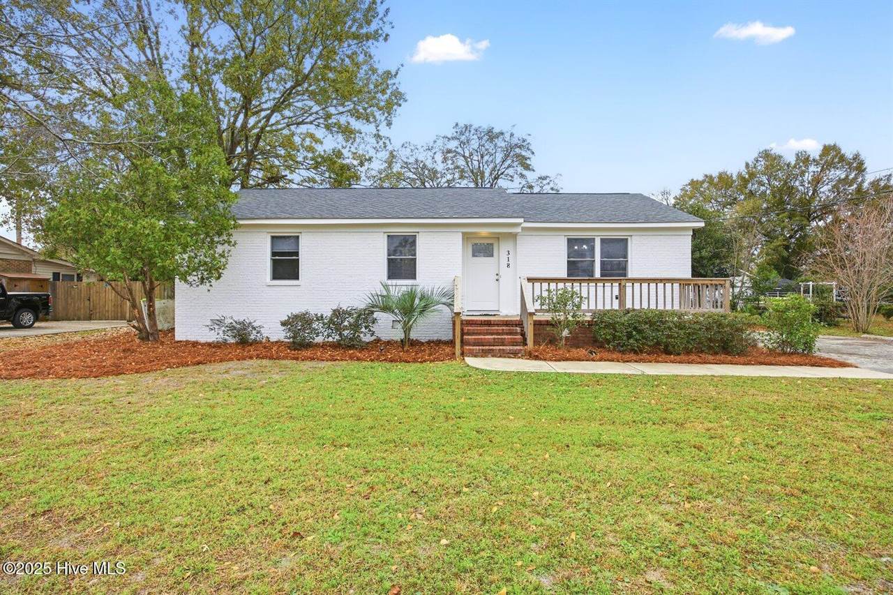 318 North Crestwood Drive, Wilmington, NC 28405