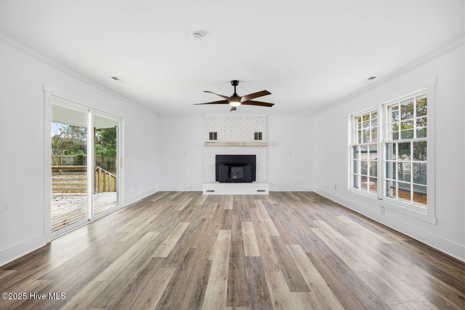 318 North Crestwood Drive, Wilmington, NC 28405