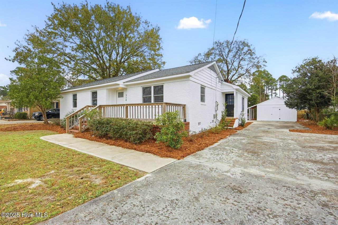 318 North Crestwood Drive, Wilmington, NC 28405